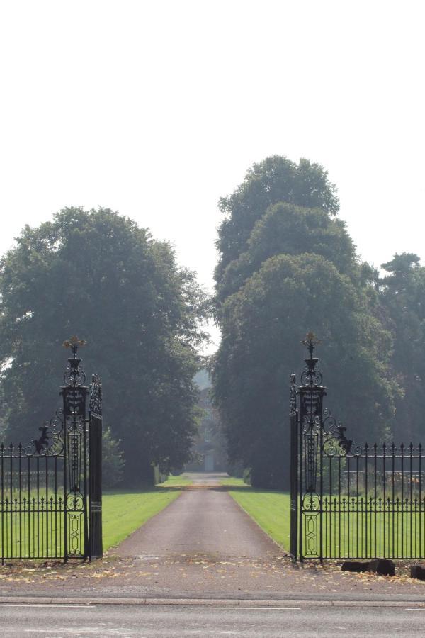 Henley Hall, Лудлоу Экстерьер фото